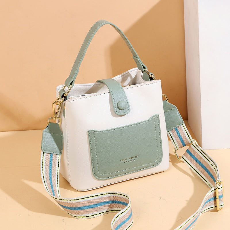 IELGY women's large-capacity fashion wide shoulder strap crossbody bag