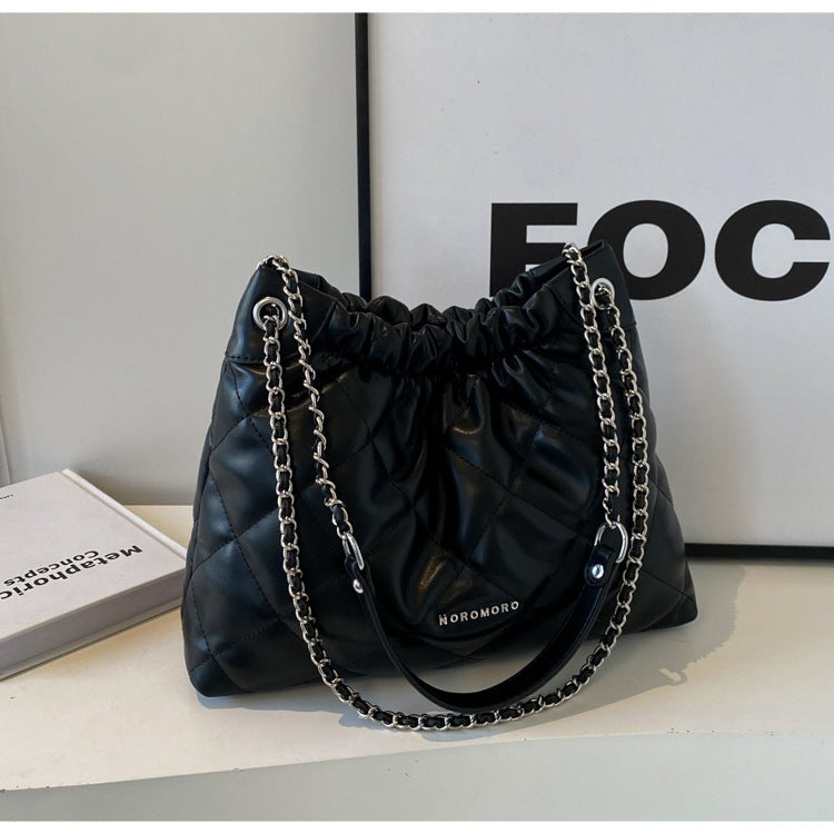 Ielgy Ladies Large-Capacity Shoulder Messenger Bag Texture Portable Diamond Bucket Bag