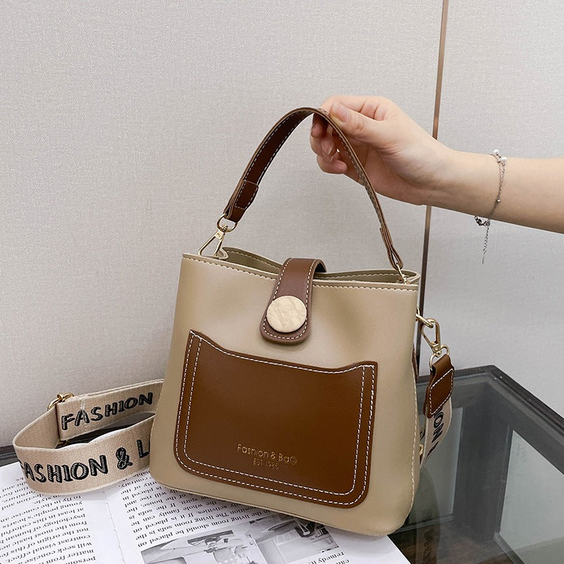 IELGY women's large-capacity fashion wide shoulder strap crossbody bag