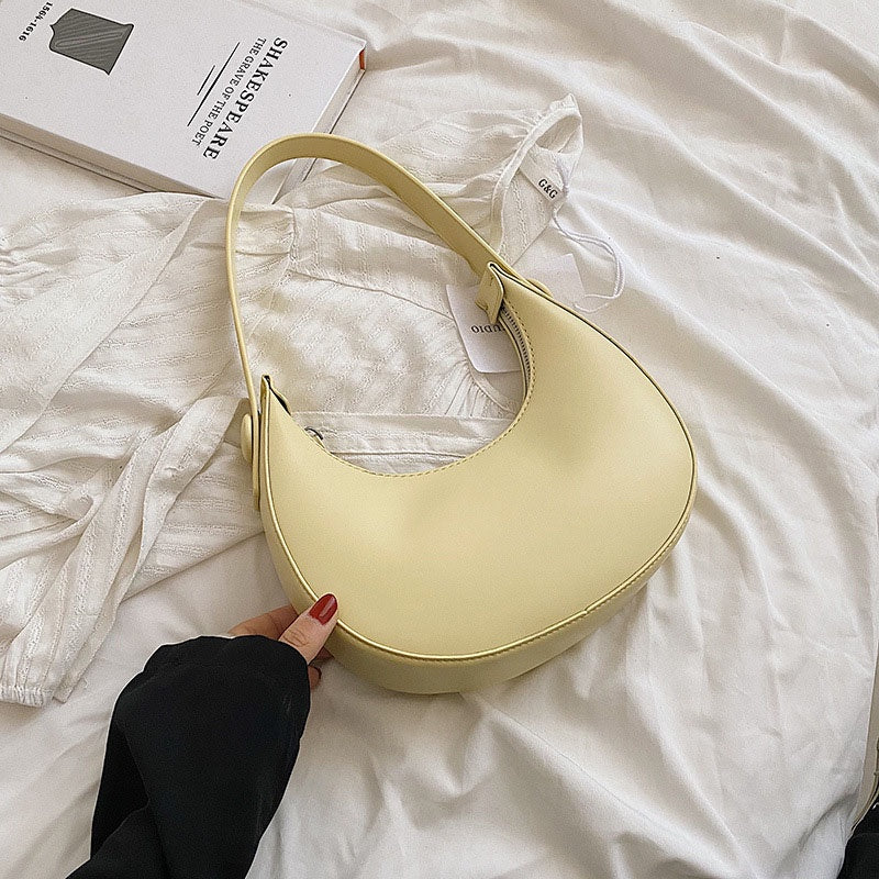 IELGY Women's premium texture fashion crescent underarm bag
