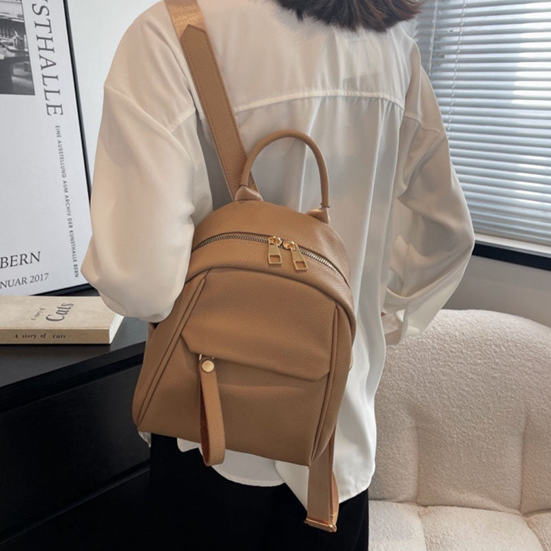 IELGY Soft Leather Ladies Backpack Fashion Art Travel Small Backpack