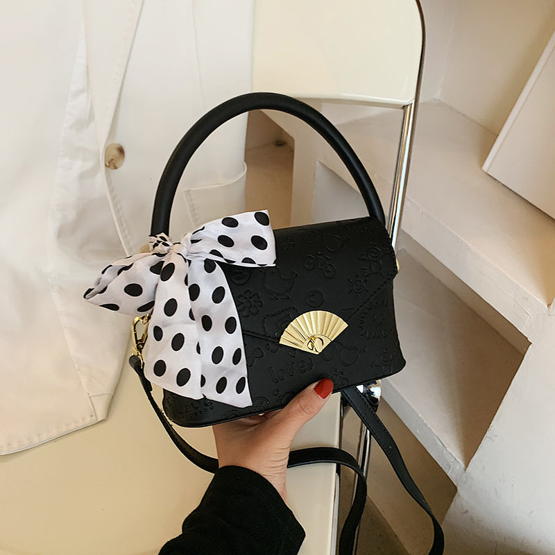 IELGY small fresh bag fashion portable small square bag women