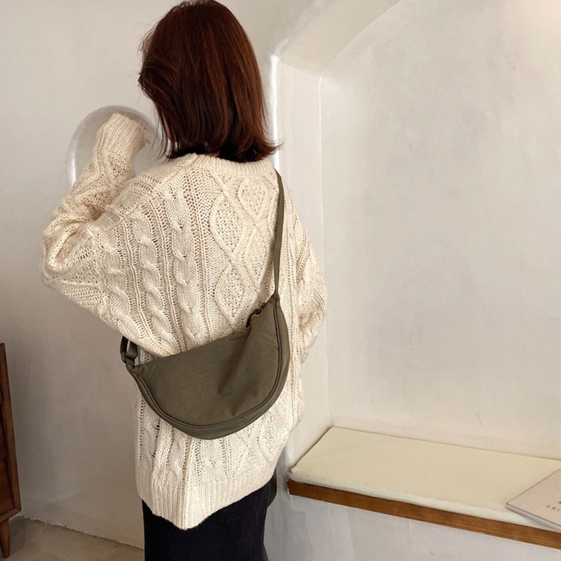 IELGY women's versatile adjustable messenger nylon dumpling Zipper bag