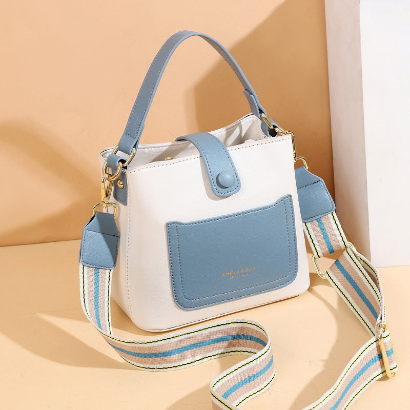 IELGY women's large-capacity fashion wide shoulder strap crossbody bag