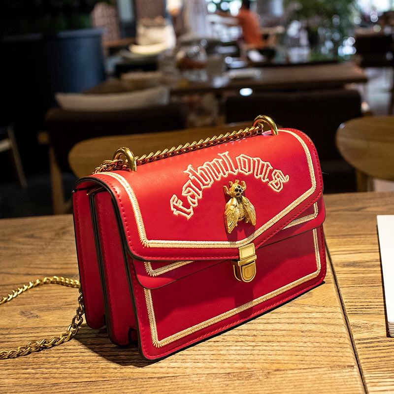 IELGY Bee handbags new fashion chain bag retro Messenger bag