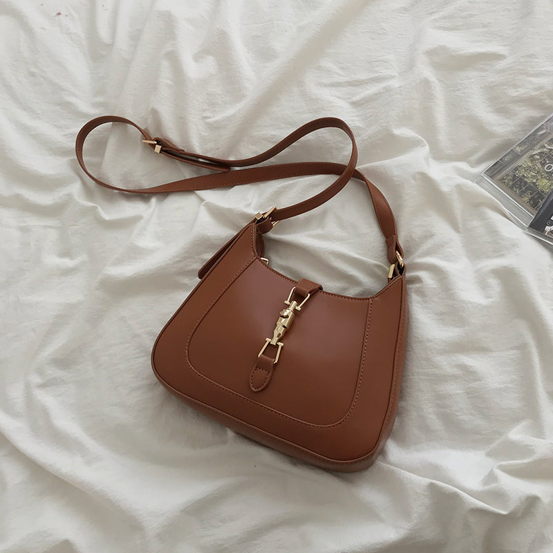 IELGY Horizontal square tide fashion underarm bag with high-grade western style hand-held