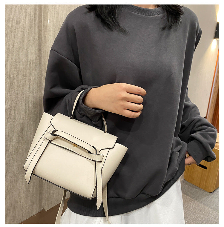 IELGY Women's bag retro Hand bag one shoulder Crossbody fashion ins fashion Square solid color all-match