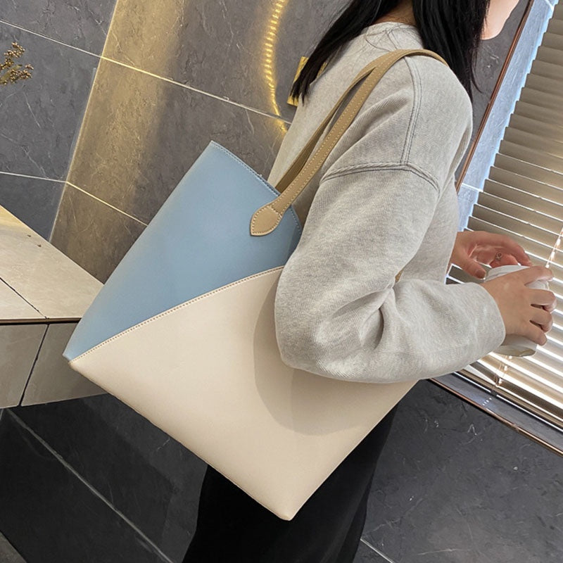 IELGY Women's bag casual large capacity black portable one shoulder all-match simple tote fashion
