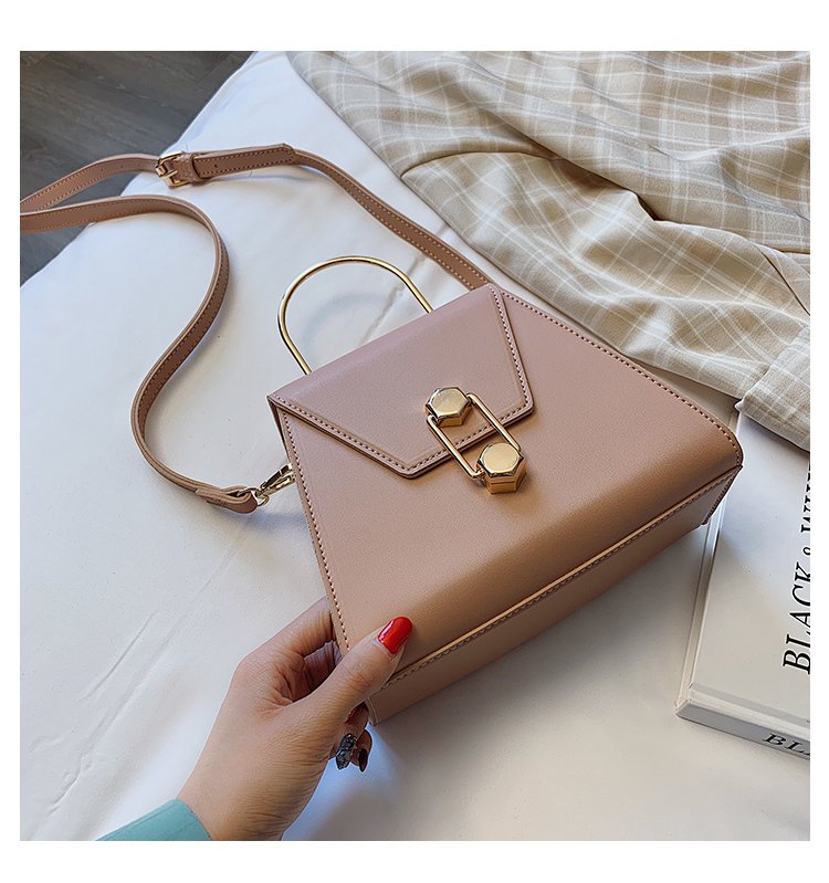 IELGY Korean version of the ocean billet shoulder small square bag fashion wild Messenger bag