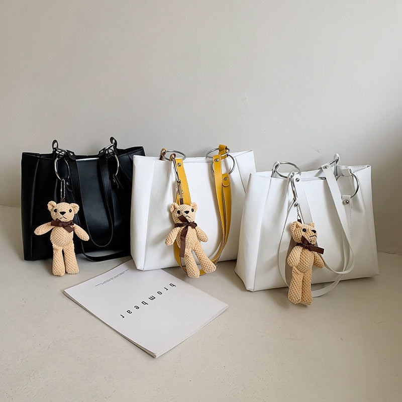 IELGY Metal Ring Simple Large Capacity One-shoulder Tote Bag