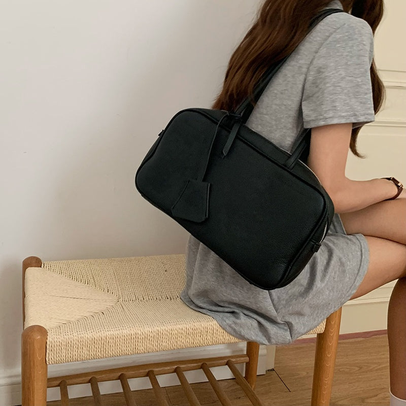 IELGY women's korean style casual zipper large capacity commuter shoulder bag