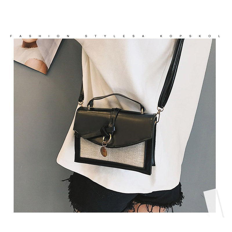Messenger bag wide shoulder strap small square Harajuku shoulder bag