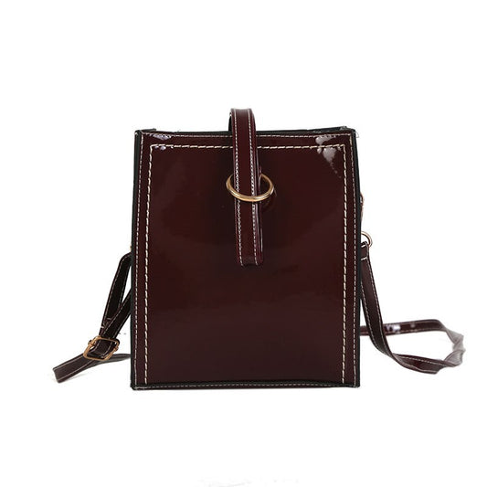 Glossy retro messenger bag