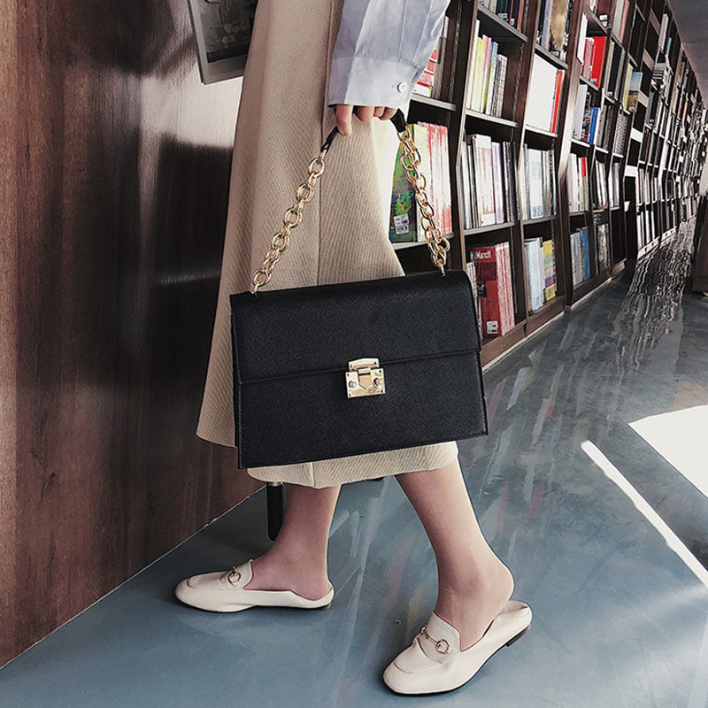 IELGY Women's bag one-shoulder all-match large capacity Korean version stylish simple square chain crossbody