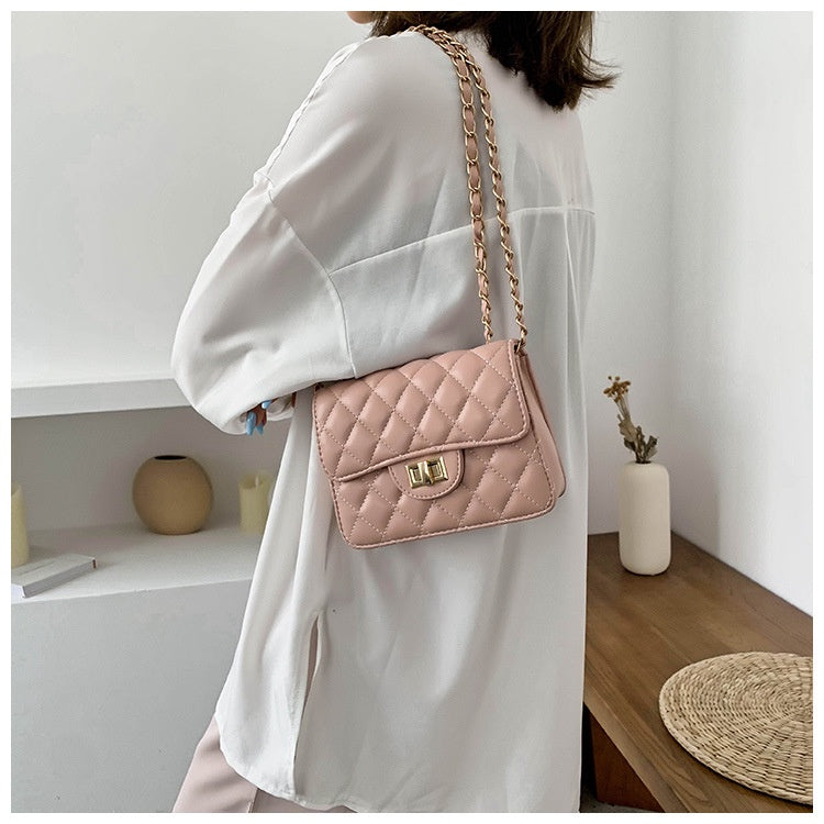 IELGY chain fashion all-match one shoulder solid color Women's messenger bag commuter soft surface White