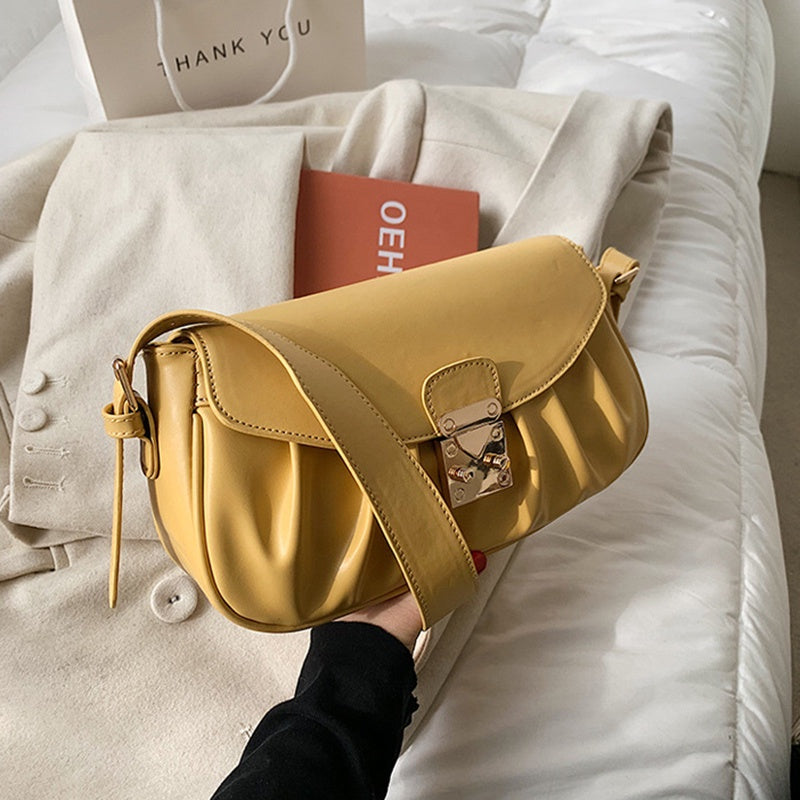 IELGY one shoulder handbag underarm bag green European and American retro Fashion lock buckle large capacity metal decoration adjustable shoulder strap