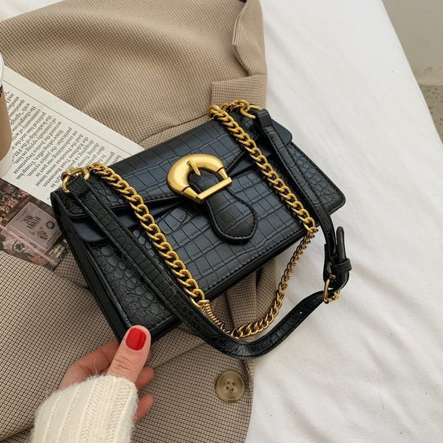 IELGY ins one-shoulder fashion chain portable small square bagshoulder crossbody women simple bag classic street fashion laptop shoulder bag for women