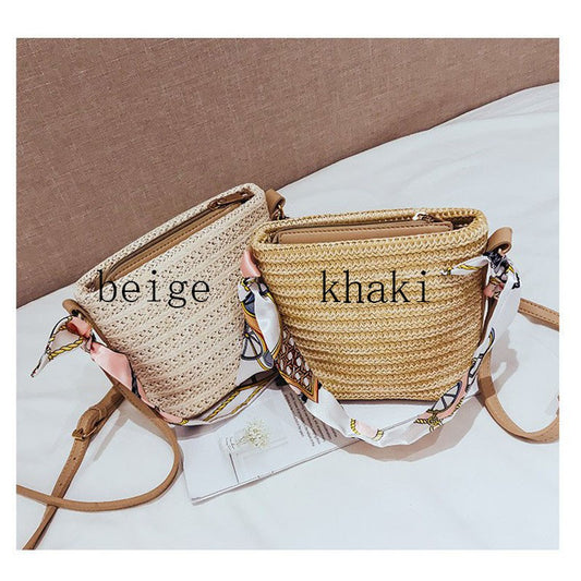 IELGY Straw shoulder slung portable beach vacation weave bucket bag