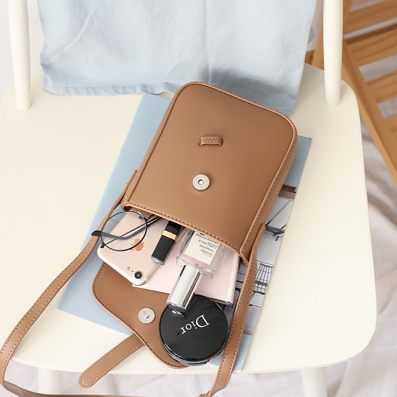 IELGY Korean retro buckle vertical mobile phone bag simple and fashionable one shoulder small square bag net red leisure PU Leather Messenger Bag