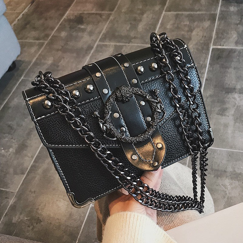 IELGY Women's bag shoulder bag all-match Crossbody chain square bag fashion Korean style solid color retro
