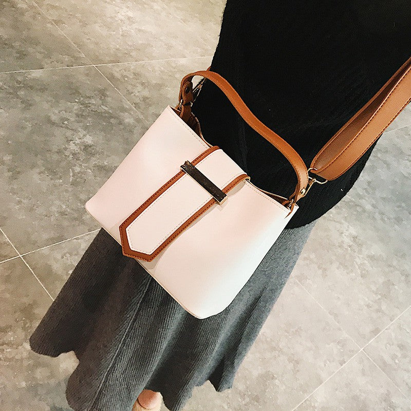 IELGY New portable bucket bag handbag shoulder bag Messenger bag