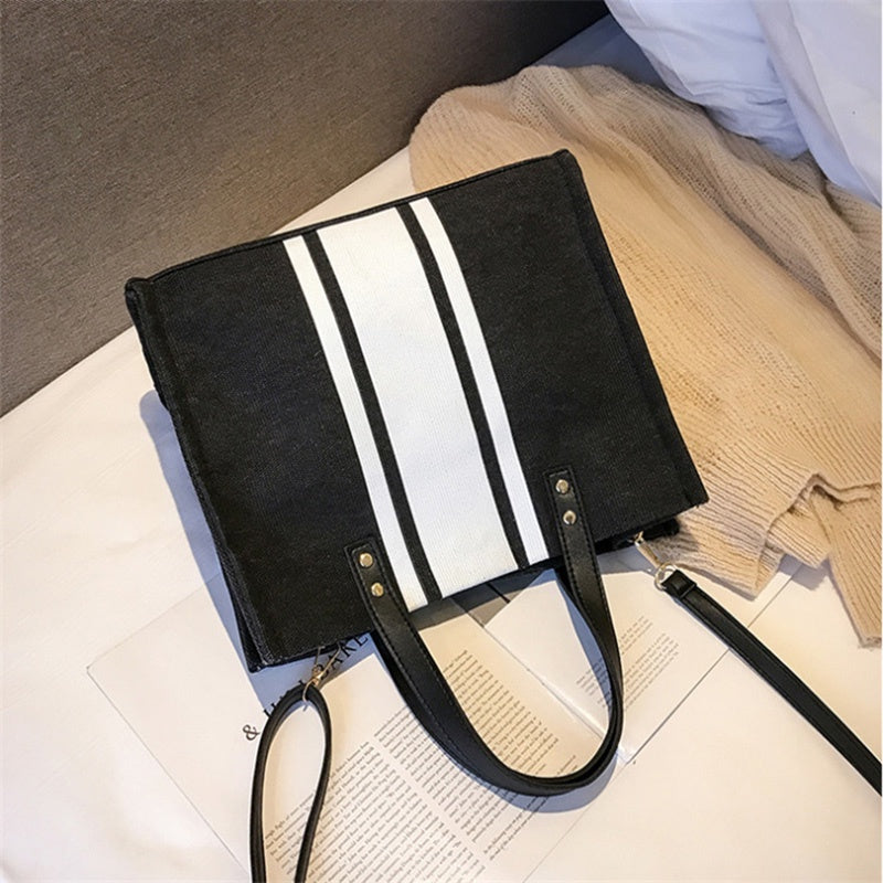 IELGY Korean style single-shoulder canvas art small fresh female bag