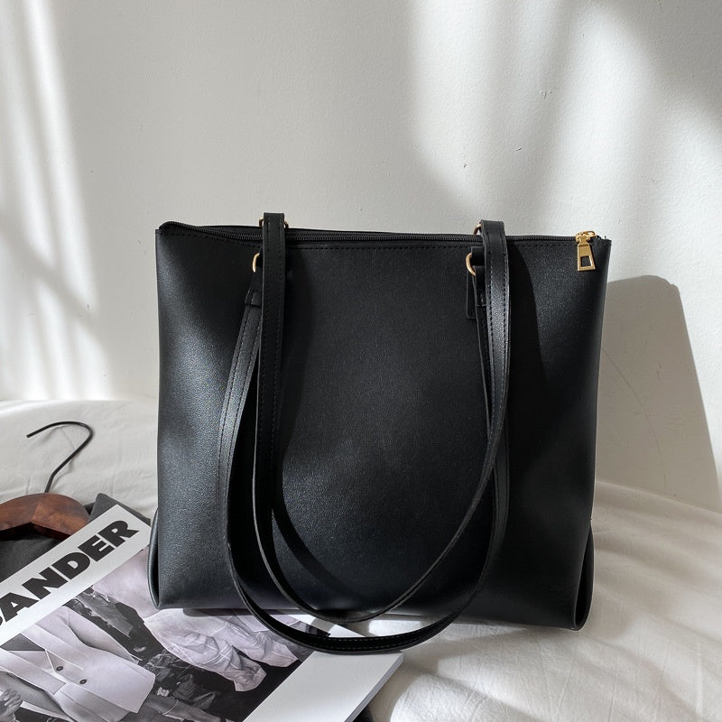 IELGY large-capacity ladies fashion one-shoulder western style casual all-match tote bag