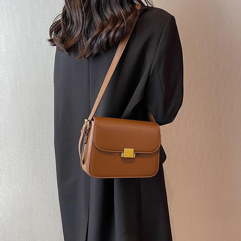 IELGY Women's high-end retro messenger shoulder and armpit small square bag