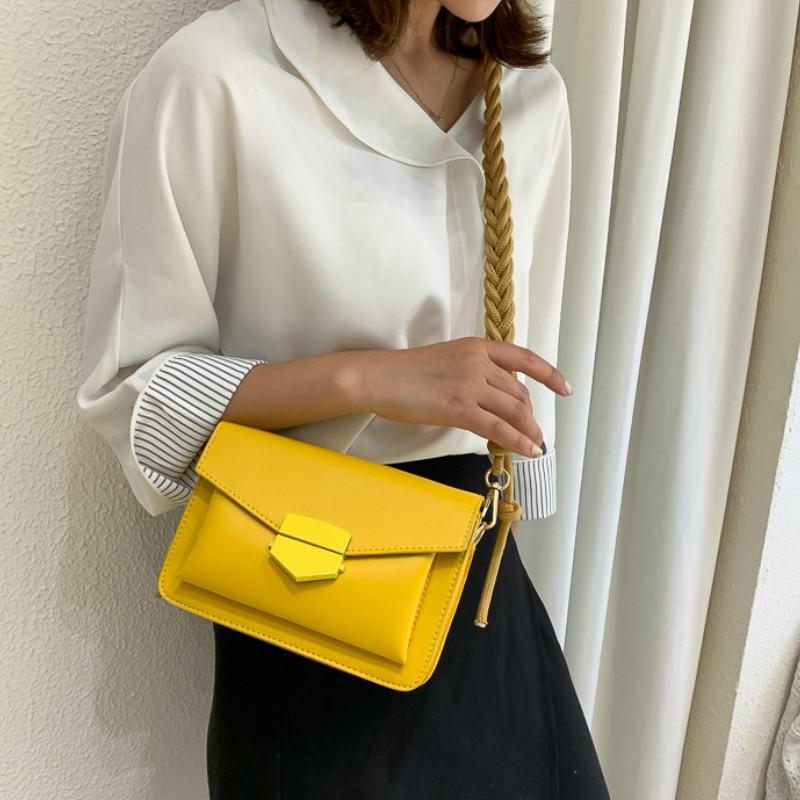 IELGY simple shoulder bag female wild ins messenger bag fashion small square bag