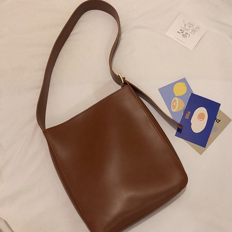 IELGY Retro Crossbody Bucket Simple Women's bag Casual One shoulder Fashion Korean All-match