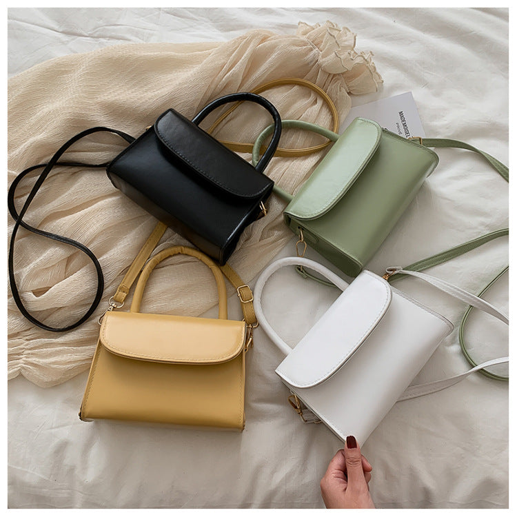 IELGY retro shoulder bag all-match messenger bag fashion