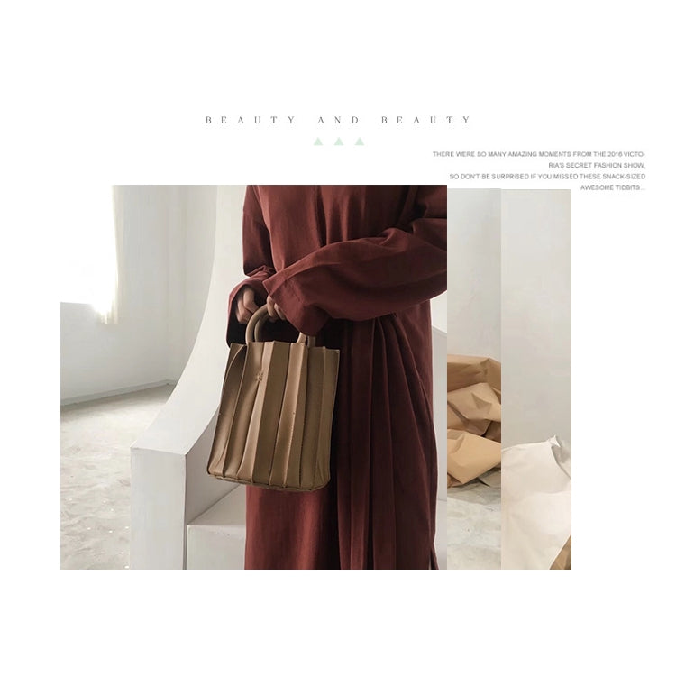 IELGY Korean three-dimensional pleated wooden ring bucket bag