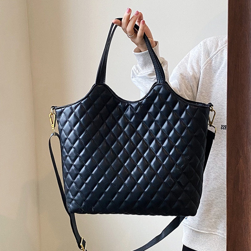 IELGY simple French women's bag diamond large capacity diagonal span