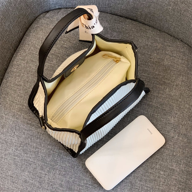 IELGY women's high-end niche commuter fashion messenger bag