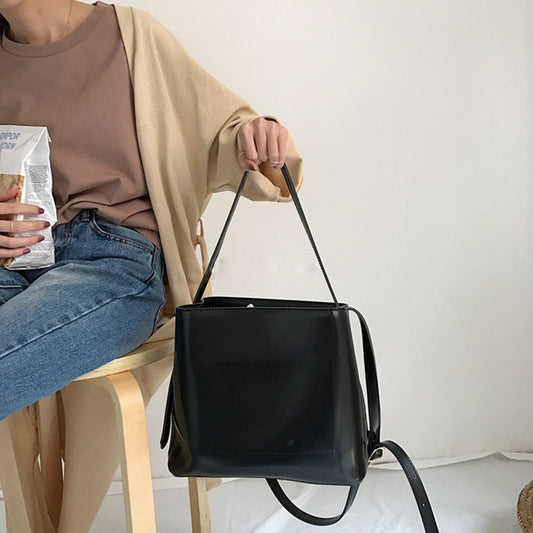 IELGY women's super large capacity all-match messenger casual bag