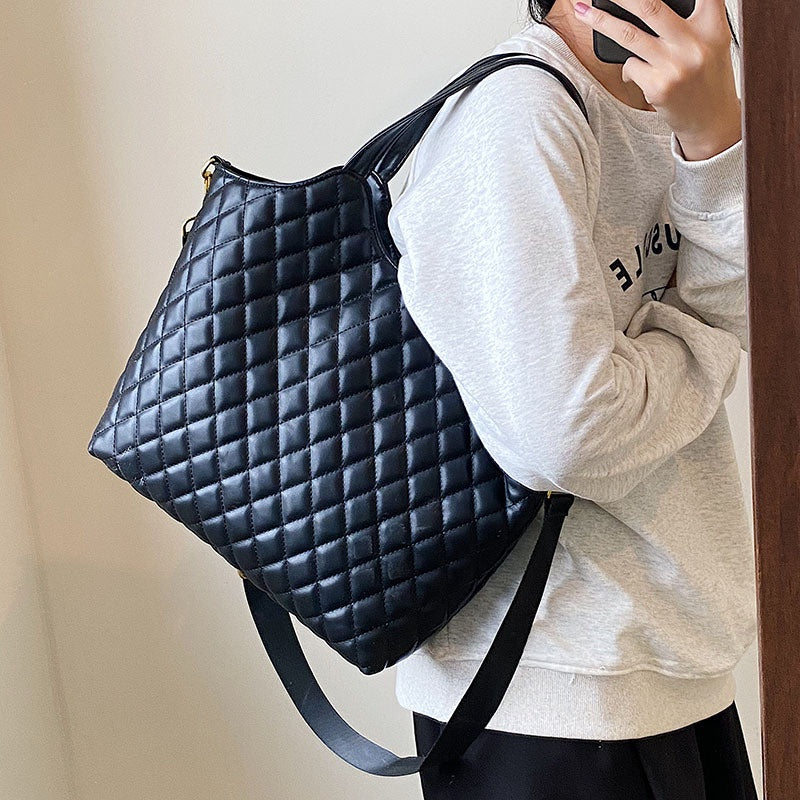 IELGY simple French women's bag diamond large capacity diagonal span