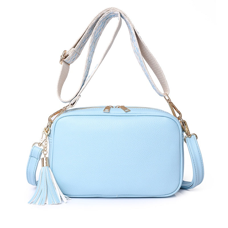 IELGY simple retro solid color messenger bag women with pendant