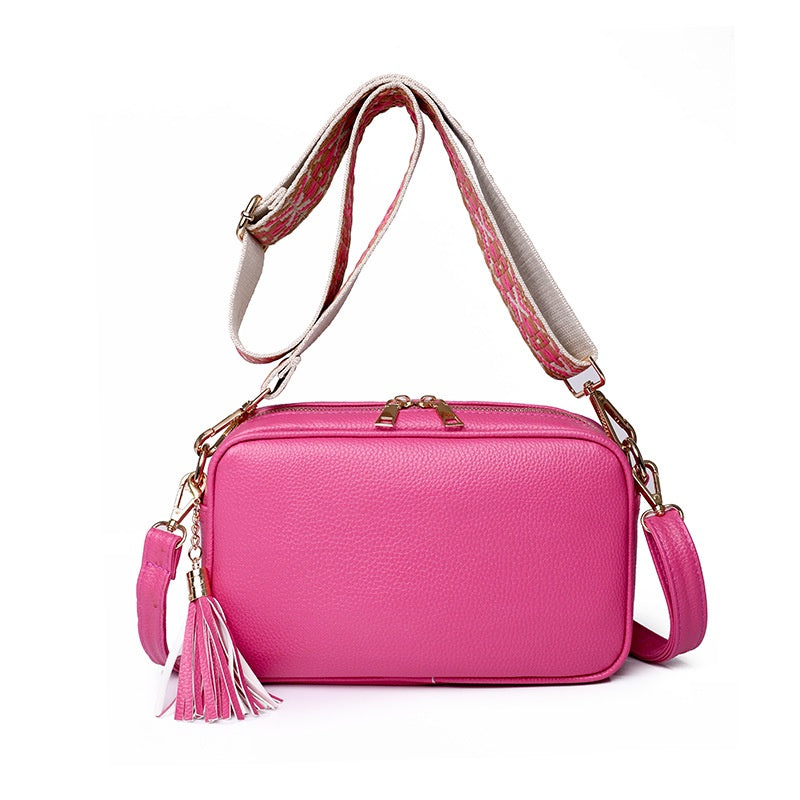 IELGY simple retro solid color messenger bag women with pendant