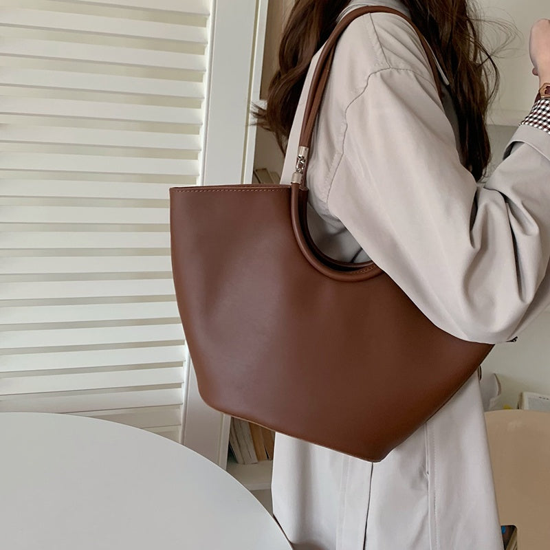 IELGY women's niche design large brown shoulder bag