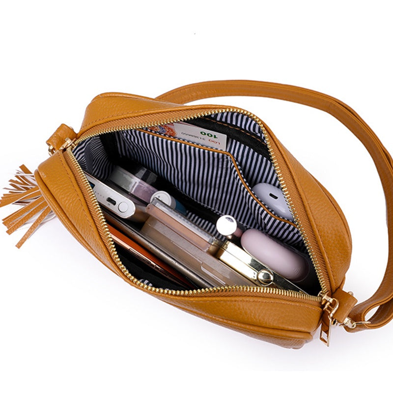 IELGY simple retro solid color messenger bag women with pendant