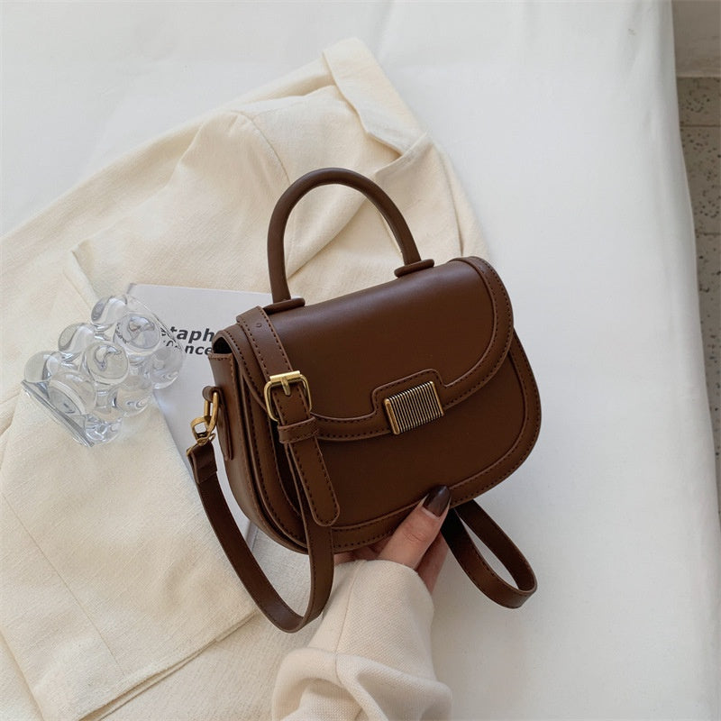IELGY women's daily casual collocation messenger saddle bag