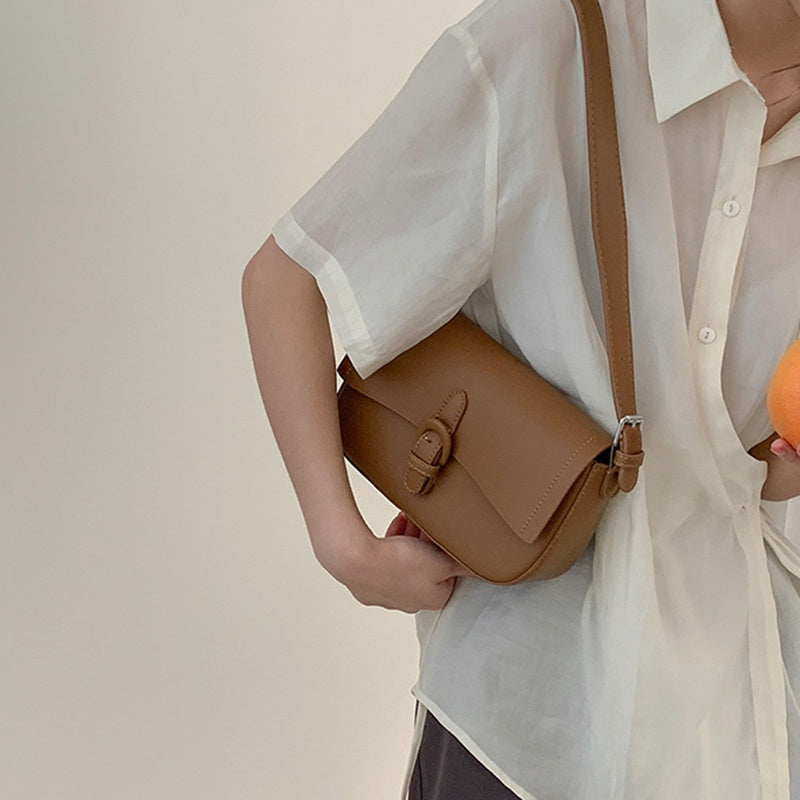 IELGY Korean version of niche fashion retro high-end all-match diagonal small square bag for women