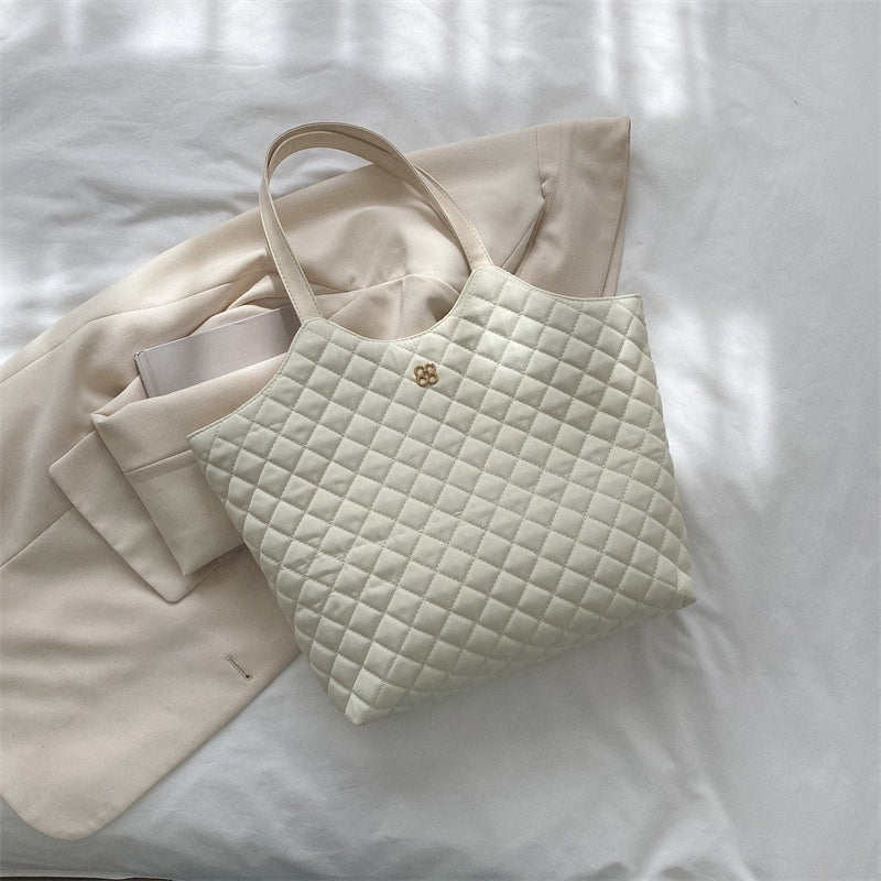 IELGY high-quality large-capacity fashion diamond commuter tote bag for women