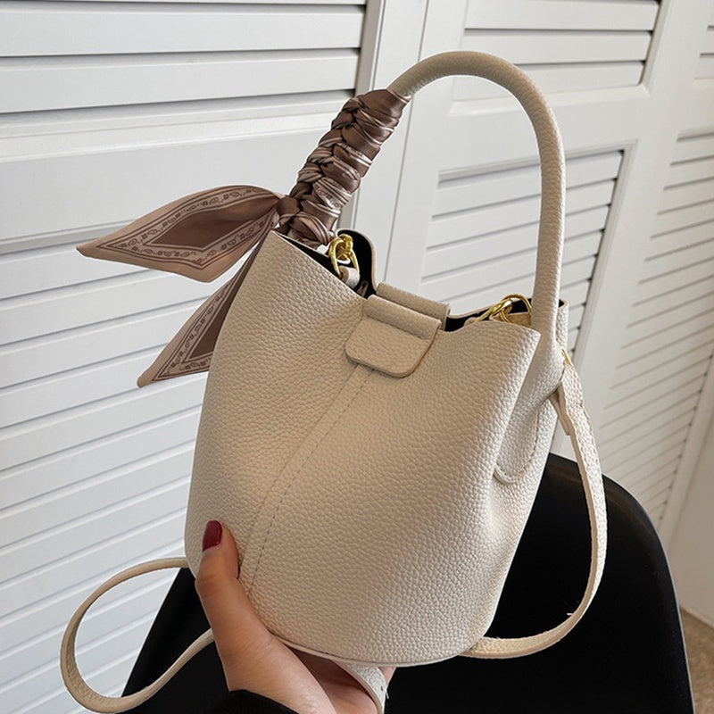 IELGY simple style niche design commuting diagonal bag women