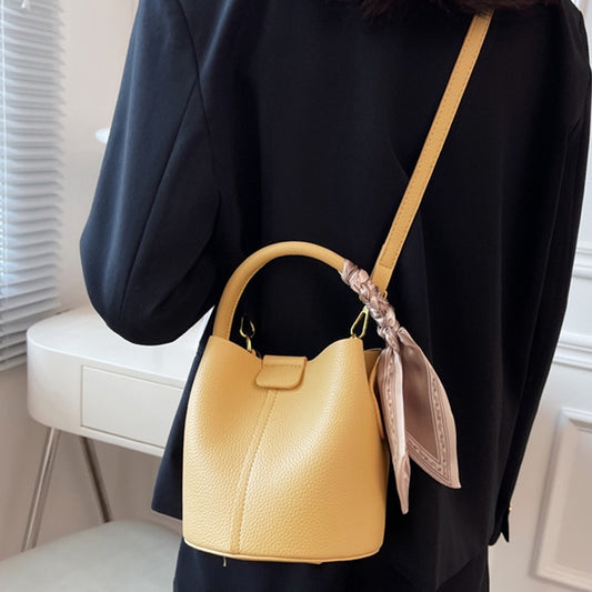 IELGY simple style niche design commuting diagonal bag women