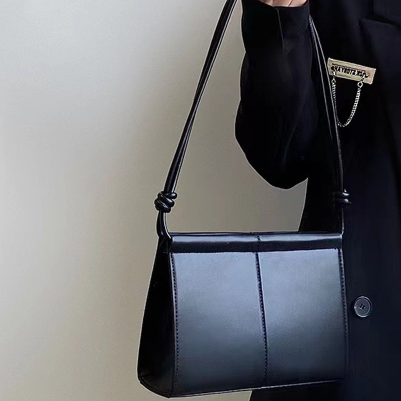 IELGY women's high-end Korean style simple style shoulder bag
