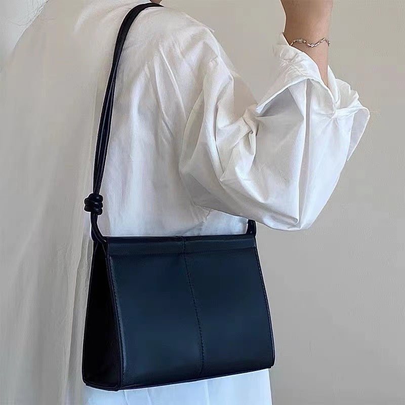 IELGY women's high-end Korean style simple style shoulder bag