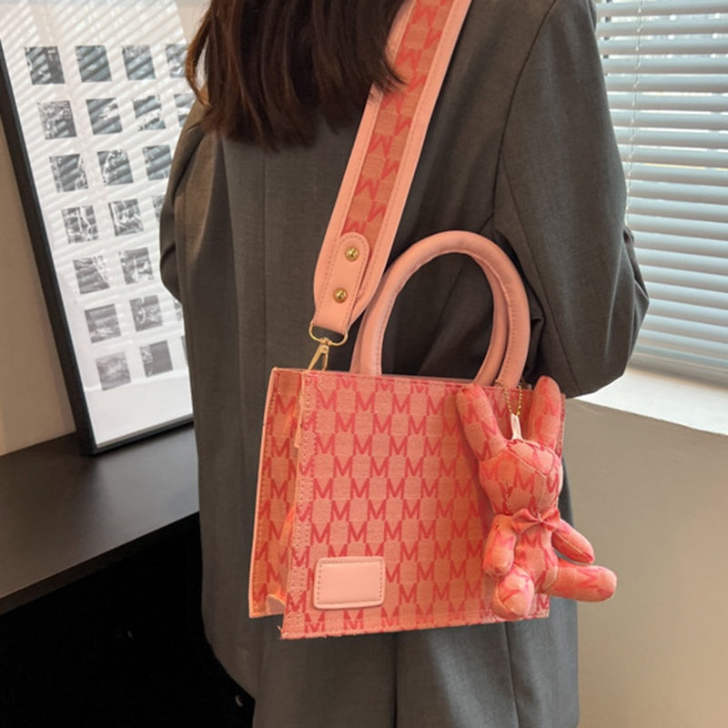 IELGY handbag female fashion simple sweet alphabet cute rabbit large capacity tote bag