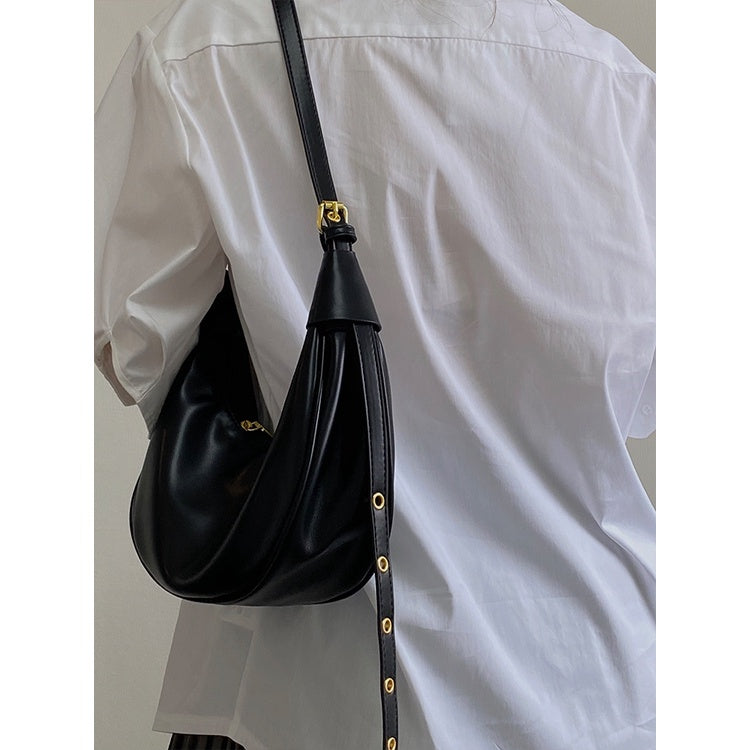IELGY Texturized Niche Underarm Bag Women's Large Capacity Soft Leather Black Hot Girl Crossbody Bag All-match Dumpling Bag Trendy