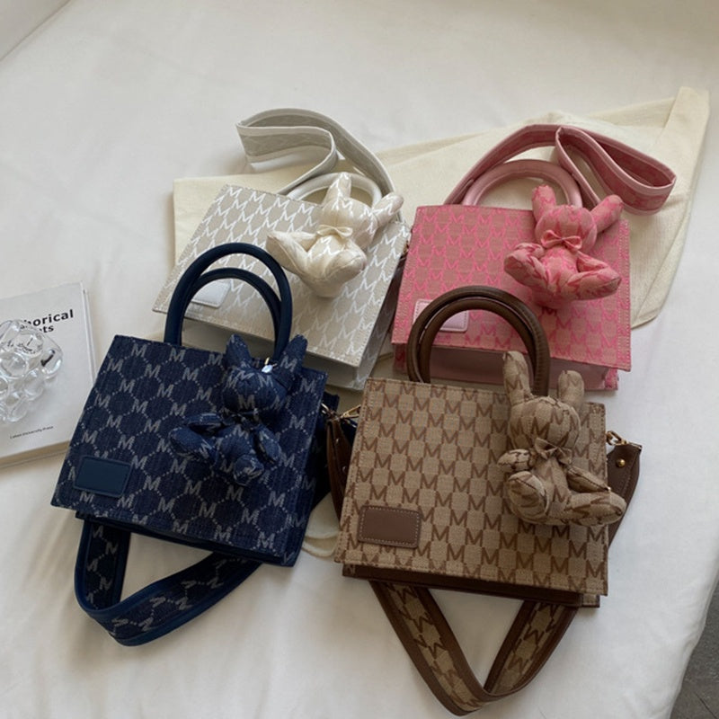IELGY handbag female fashion simple sweet alphabet cute rabbit large capacity tote bag